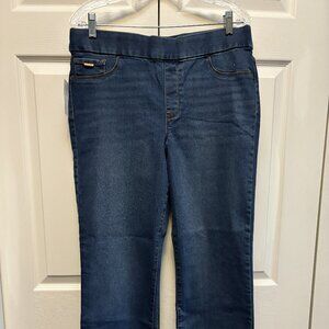 NWT Women's Pull On Straight Leg Jeans Size 14